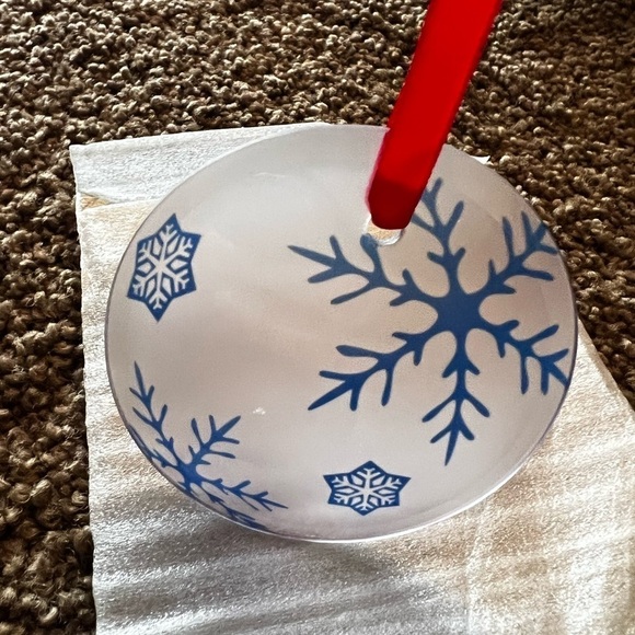 HANDMADE 3 in glass ornaments - Picture 1 of 5